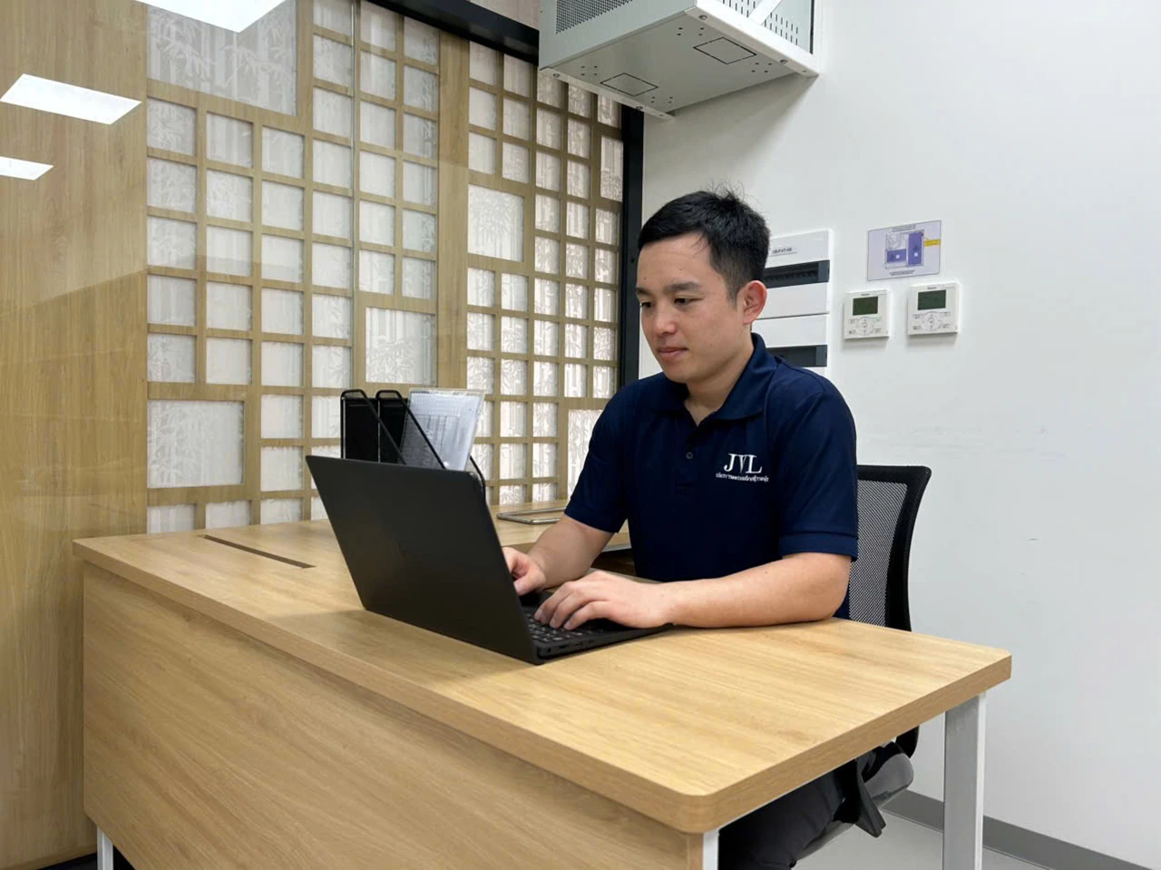 工場をつくる。工場をつかう。