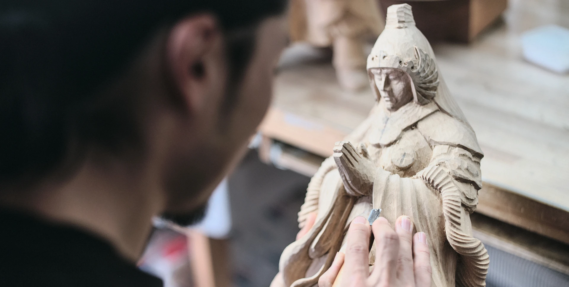 1000年後を思って彫る。宮本我休の”仏師”という生き方